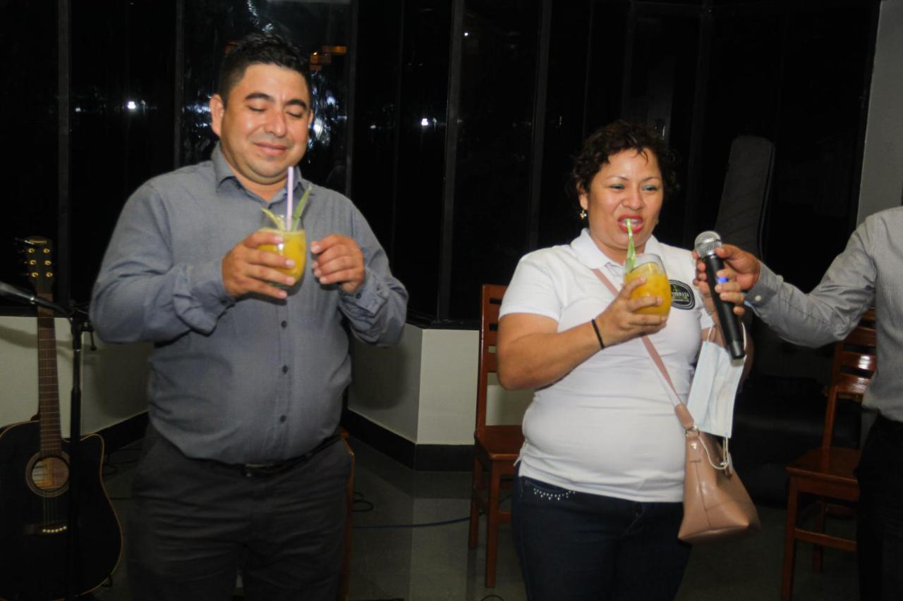 Yurimaguas Hostal Puerto Terraza מראה חיצוני תמונה